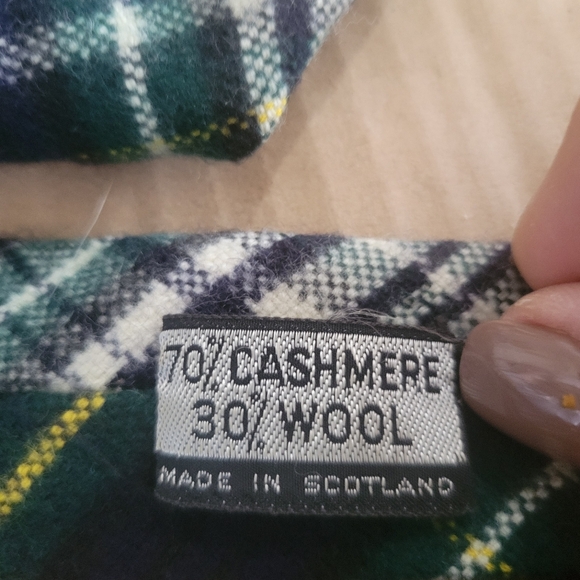 The Scotch House Scottish Tartan Plaid Tie Cashmere Wool 3 1/2" Width - Picture 4 of 4